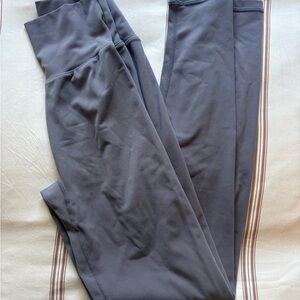 Light gray Ptula leggings